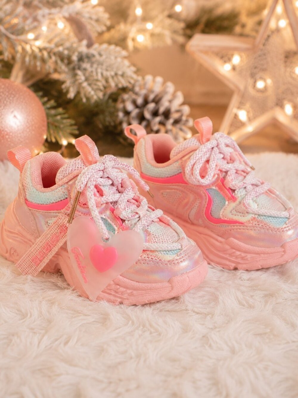 Baby Pink Chunky Toddler Sneakers Heart Charm Size 6 EU 21 NWT
